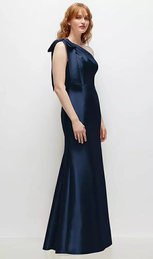 Bow One-Shoulder Satin Trumpet Gown
