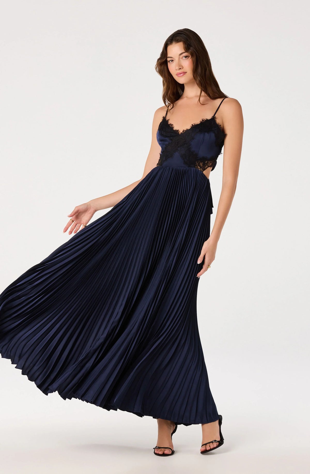 Andy Lace Trim Pleated Maxi Dress