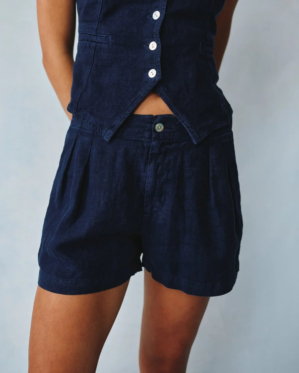 Bella Dahl Italian Navy Double Pleat Short