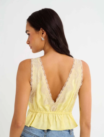 Lady Lace Top